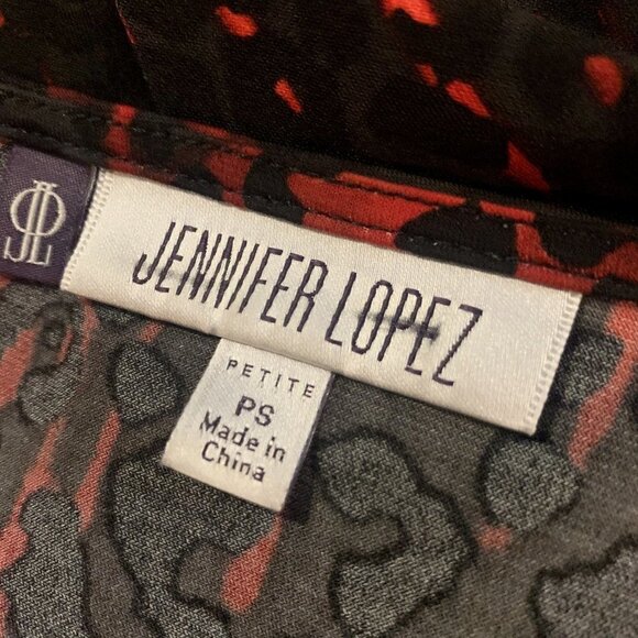 Jennifer Lopez. Size PS. V-Neck Side Tie. Stretch Crossover Top. B72. - Picture 7 of 7